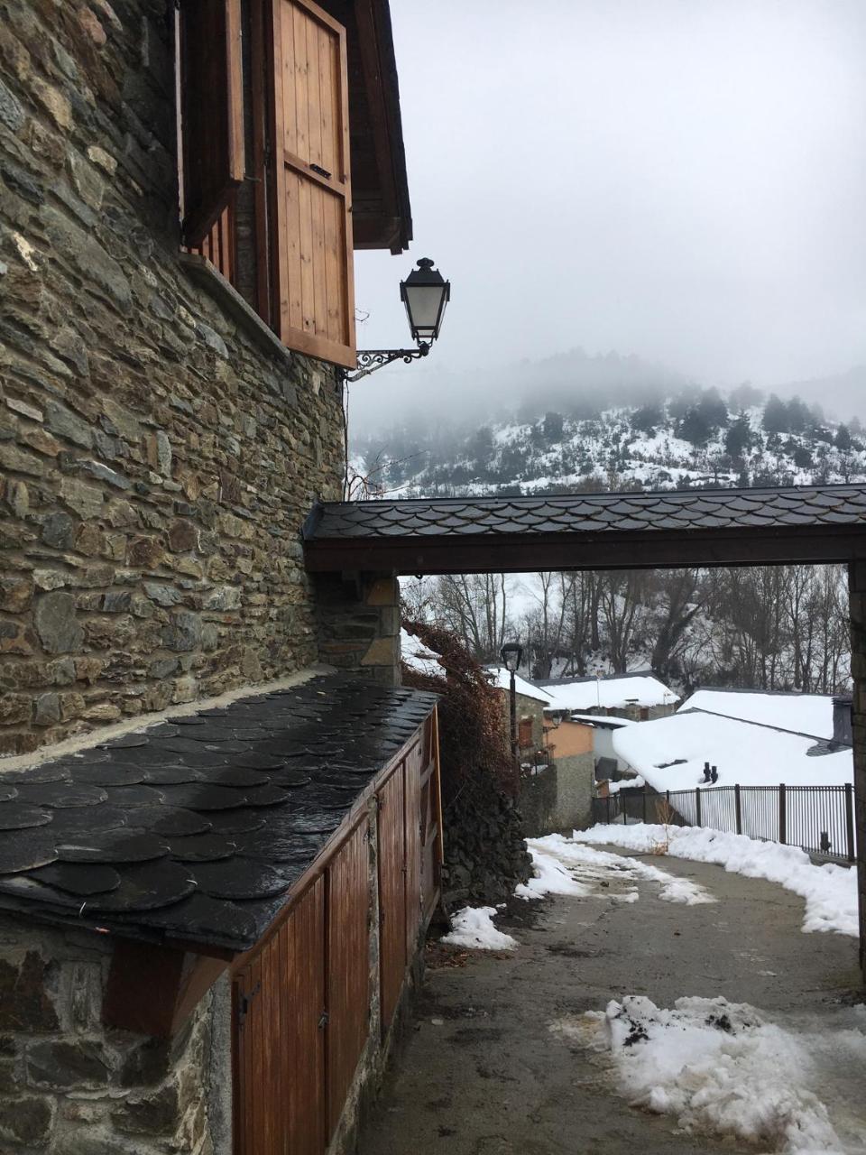 La Caseta De Queixans Con Chimenea Puigcerdà Εξωτερικό φωτογραφία